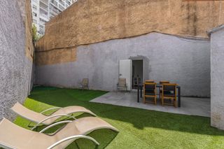Casa adossada  Carrer muga-a. Casa adosada con patio en castelló dempúries
