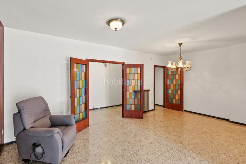 Foto 08fd14d2-a4e7-4bee-9124-967a78dcbc5d. Apartament amb aparcament a Centre Figueres
