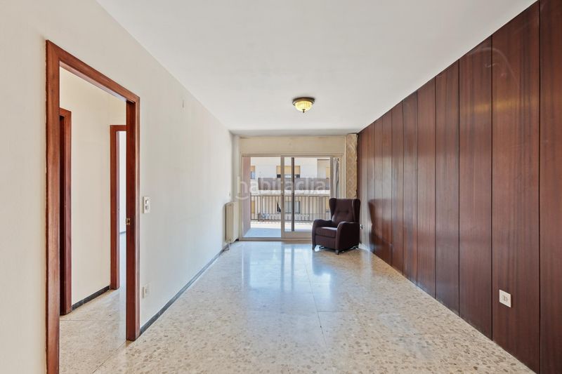 Foto 4a9b721e-7f3c-47d7-a2b0-86e07a08b489. Apartament amb aparcament a Centre Figueres