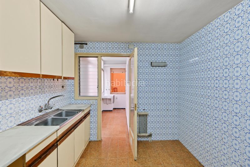 Foto 51908dea-c7ef-4cca-8144-e7e63817e760. Apartament amb aparcament a Centre Figueres