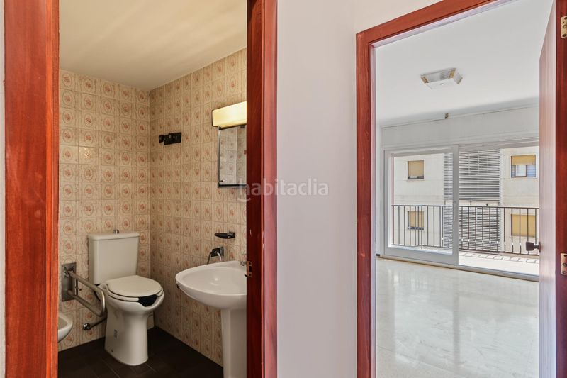 Foto 88fa4dde-fb91-486a-9bad-f873d3b5997d. Apartament amb aparcament a Centre Figueres