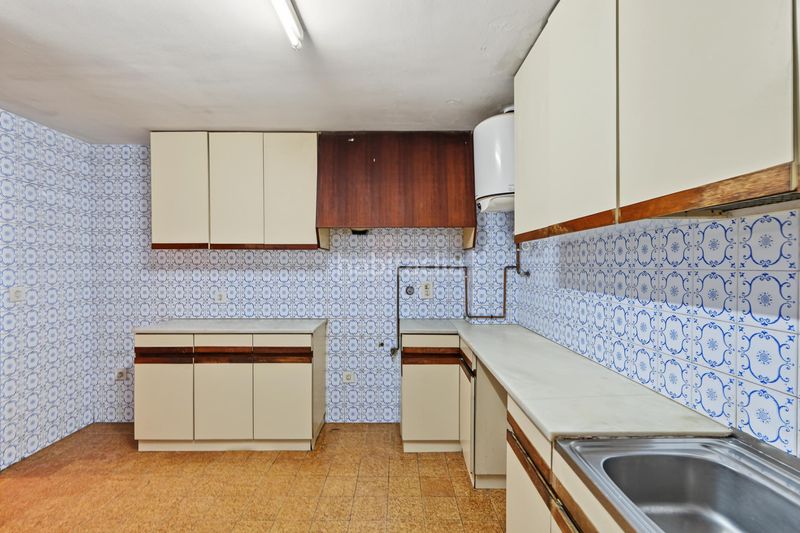Foto fec3140f-edd4-4cb8-9ca6-324be2426f09. Apartament amb aparcament a Centre Figueres