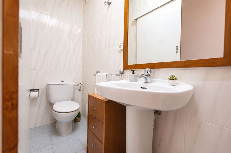 Foto 542fbdb7-8a40-4709-9480-9d13fdad827e. Maison jumelée dans Barri Vell Salt