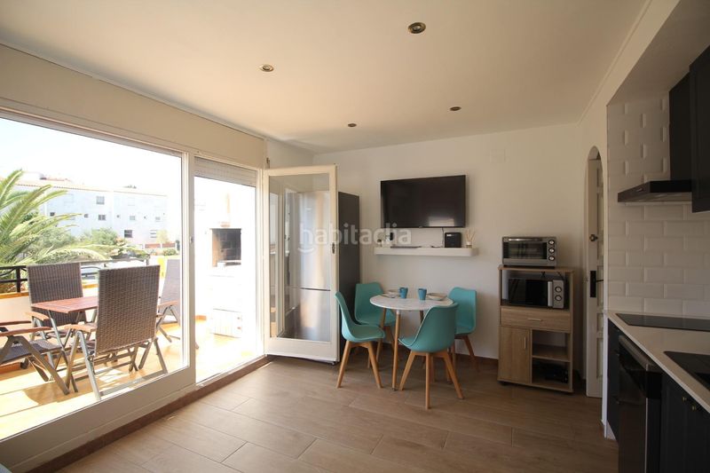 Foto 9a7ca7c6-6ee0-4446-a660-5b00978e44c0. Apartament amb piscina a Puig Rom-Canyelles-Almadrava Roses