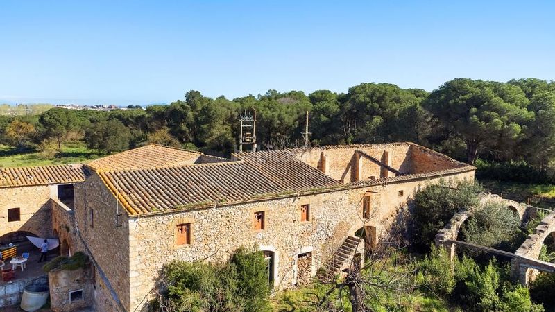 Foto 40cbcda0-06bd-4010-b76f-4598a824ebb0. Xalet a Bellcaire d´Empordà