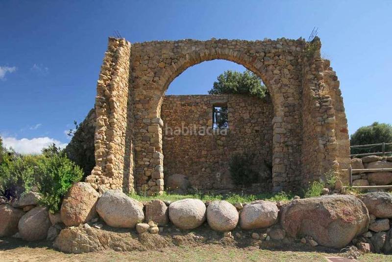 Foto e4df7634-38f1-4360-b316-7ba37a82c52d. Casa bifamiliare con parcheggio in Jonquera (La)