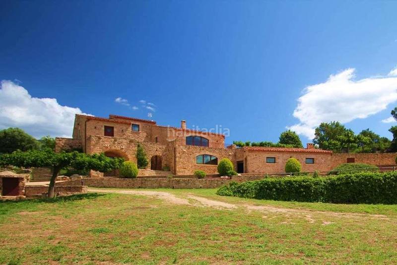 Foto edee4daf-043c-4cfd-8170-60d2736bc4b6. Casa pareada en Jonquera (La)