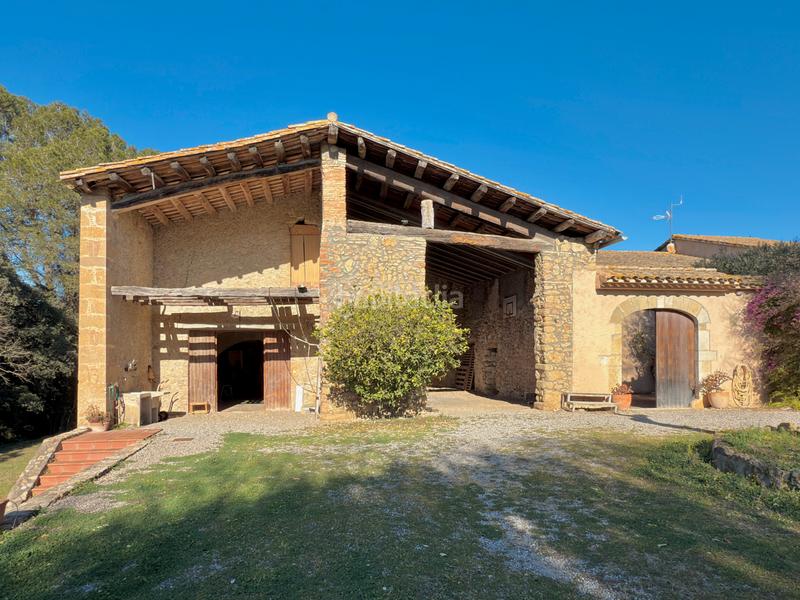 Foto 351ddab6-2e26-4e82-8202-b34d392d305b. Casa bifamiliare in Saus, Camallera i Llampaies