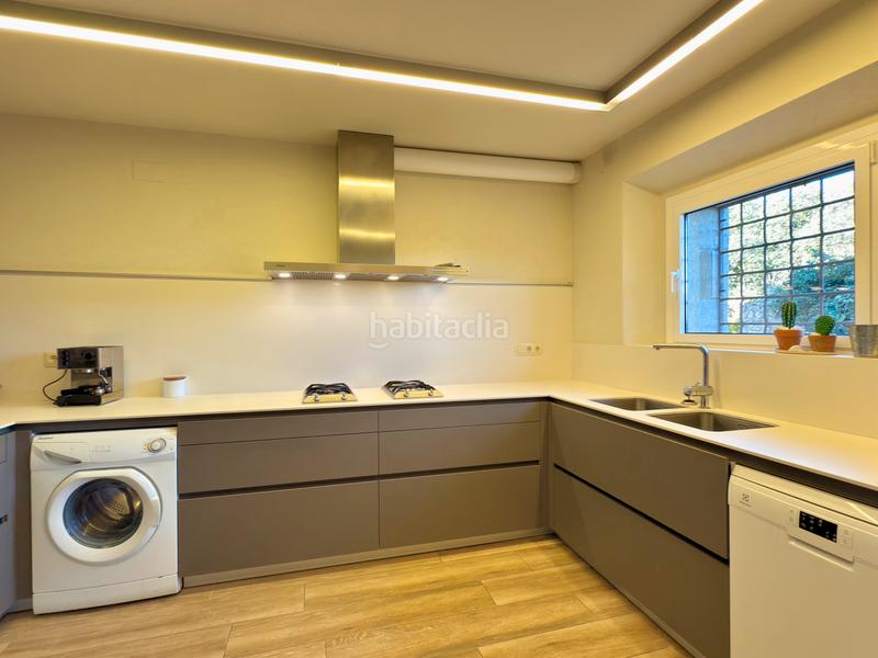 Foto 9b0f8efb-f40e-4c59-b1dc-e859f467031b. Casa bifamiliare in Saus, Camallera i Llampaies