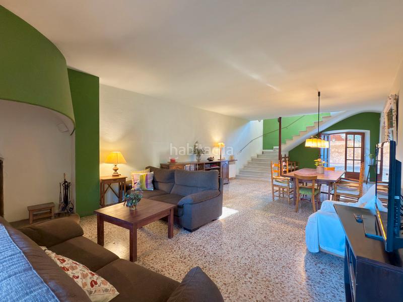 Foto b1054e18-cd50-4bdf-980e-24547d1179de. Casa bifamiliare in Saus, Camallera i Llampaies