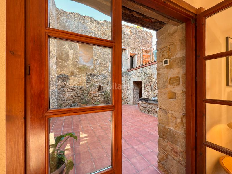 Foto bf2acb6d-9b1f-45fe-80c0-819351e30eaa. Casa bifamiliare in Saus, Camallera i Llampaies