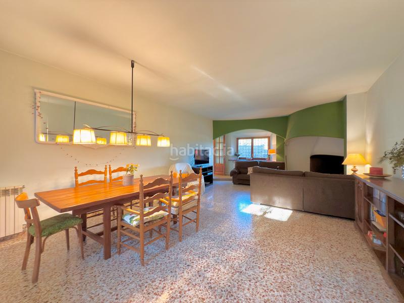 Foto c93a1125-8e5b-49ef-a525-f71054a205c4. Casa bifamiliare in Saus, Camallera i Llampaies