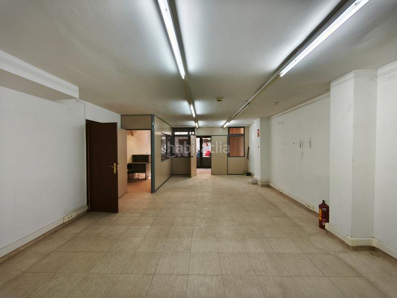 Foto d068f604-3973-4429-a8ef-95cf74b801f8. Locale commerciale in La Sagrera Barcelona