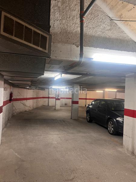 Foto 11a72b0e-1d53-43c5-b4ea-d84f18266d19. Parking coche exclusiva opotunidad parking trastero en Badalona