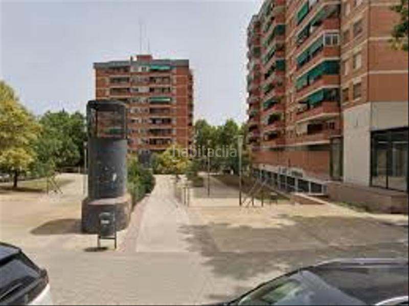 Foto 1e79fd3e-ba83-4c50-bcc0-0247c952856b. Parking coche exclusiva opotunidad parking trastero en Badalona