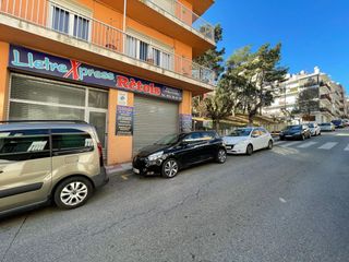 Business premise  11 carrer de l'alhambra. Local comercial en blanes