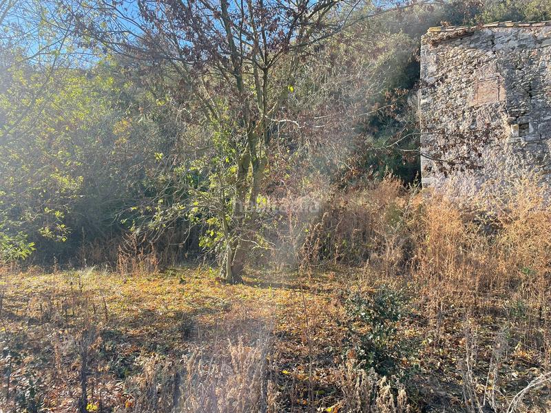 Foto 22ed3ecc-17ef-4a7d-901a-b5532cc24831. Casa pareada masía en ruinas con anteproyecto realizado en Sant Julià de Ramis