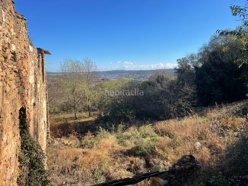 Foto bd5f5031-1e20-4dac-a6d4-ff3d5115f458. Casa pareada masía en ruinas con anteproyecto realizado en Sant Julià de Ramis