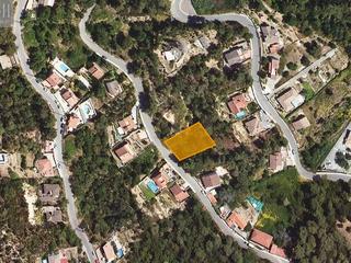 Terreny residencial  Carrer dels vímets, 811. Terreno palafolls