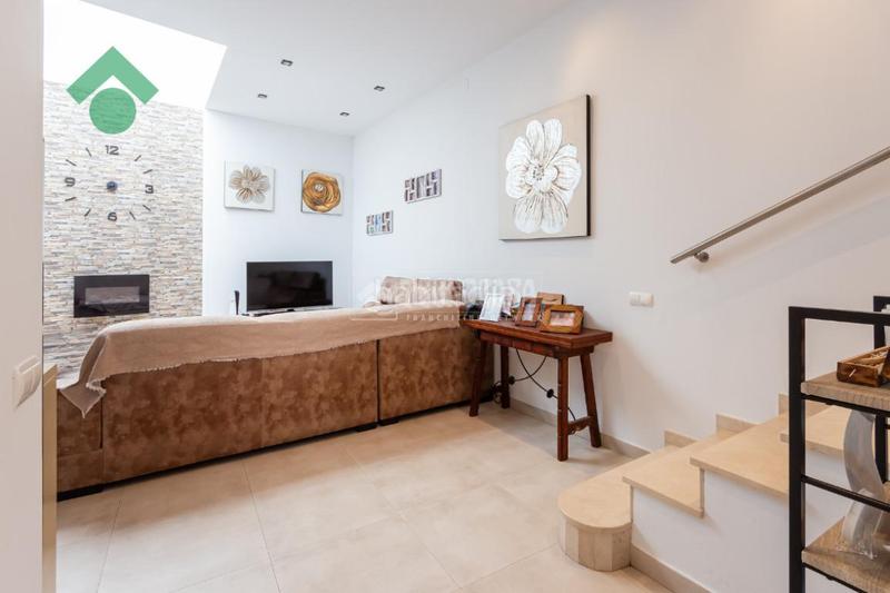 Foto a1f007c9-9366-4df2-bf84-eb1ca7398527. Maison jumelée dans Centro Nerja