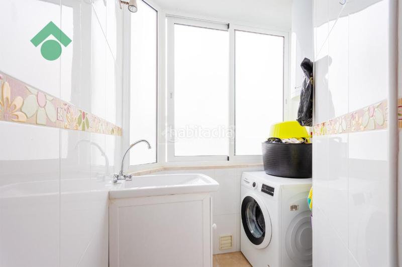 Foto 420b1a94-b903-45a3-ba69-e8b1bec9e570. Pis a Chaparil - Torrecilla - Punta Lara Nerja