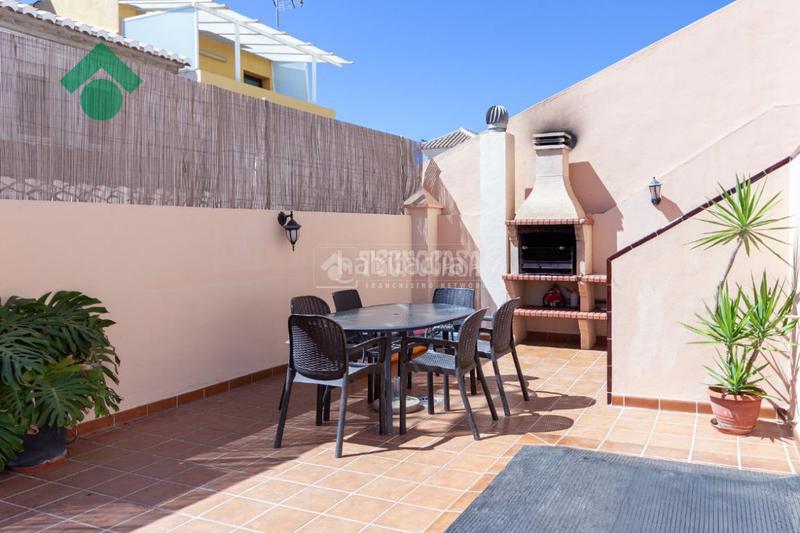 Foto 6faf0c3d-c1c8-48b1-b9ac-5a8fed6b5012. Casa bifamiliare con piscina in Almijara Nerja