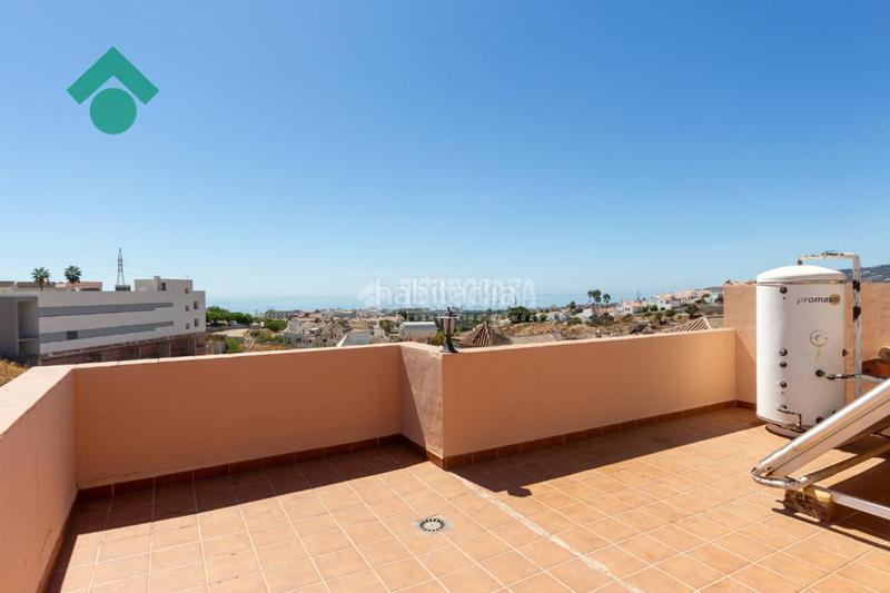 Foto d58d5b13-e454-498a-96c5-c80293fde74b. Casa bifamiliare con piscina in Almijara Nerja