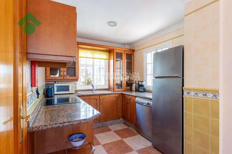 Foto de9daa44-aa7f-4f72-abb4-ade6f33bb6a9. Casa bifamiliare con piscina in Almijara Nerja