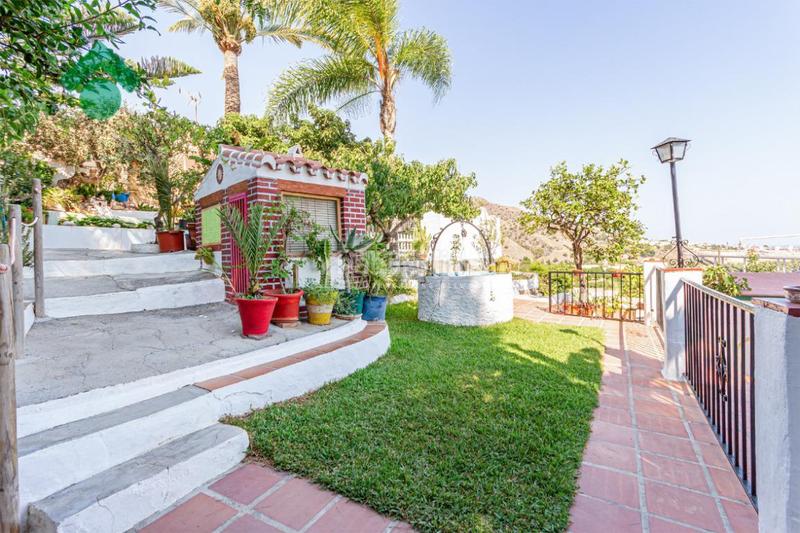 Foto bbe2c57c-56b0-4b30-b319-3e9c4974e9f7. Masia amb piscina a Capistrano Nerja