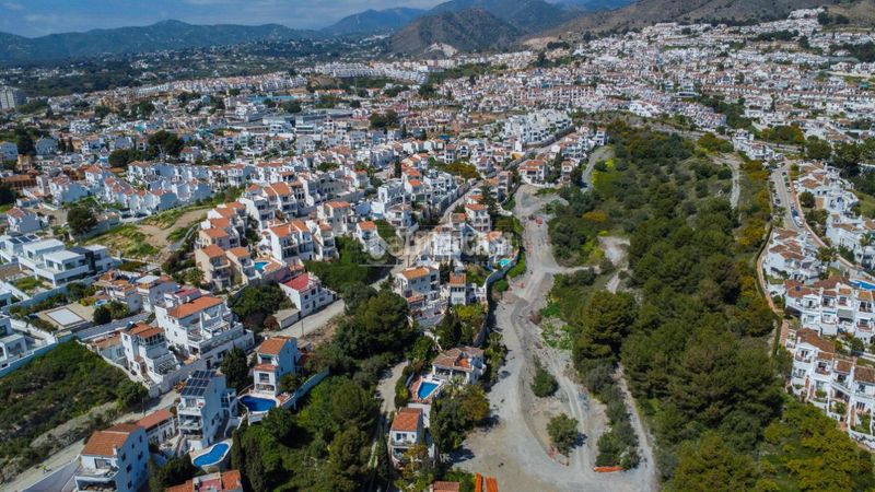 Foto 8668669a-f91d-4562-986b-278a97d320b8. Terreny residencial a Burriana Nerja