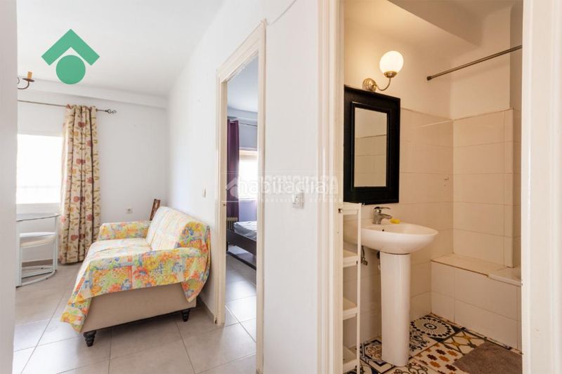 Foto ee33af5f-ff7a-43a8-aa93-435ae1a4f53d. Pis a Centro Nerja