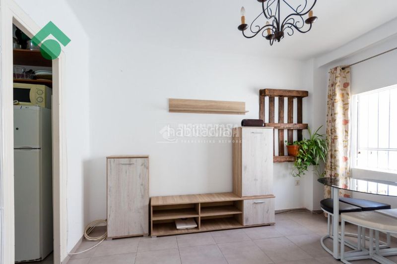 Foto f41caf8e-f9cf-4d2e-8126-ab302dbcc768. Pis a Centro Nerja