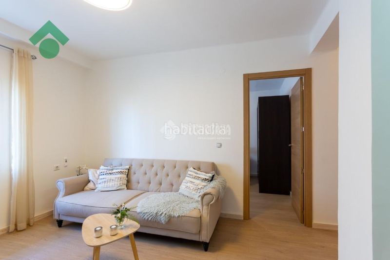 Foto fdfd3ebd-571d-43b1-938b-0ebc79942e1e. Flat in Centro Nerja
