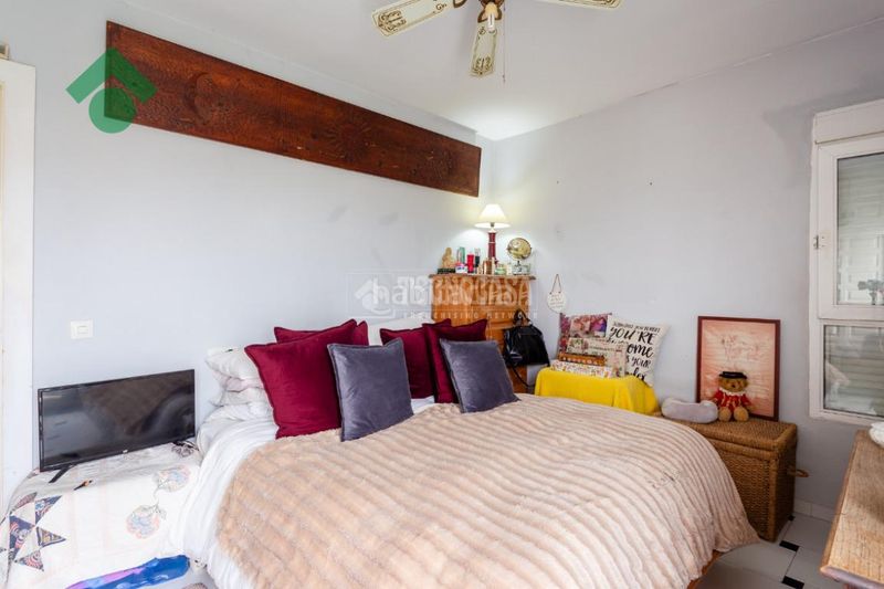 Foto 59330593-1dea-4323-8bbb-6f43bad41fe7. Casa aparellada amb aparcament a Capistrano Nerja