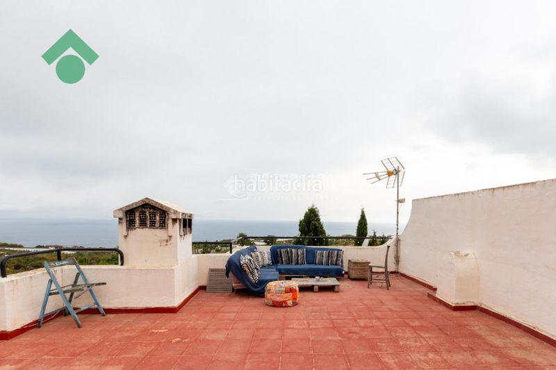 Foto 9f221e39-eb4d-4438-9bea-e5aeb0f2cdcb. Casa aparellada amb aparcament a Capistrano Nerja