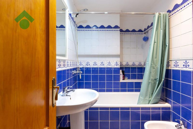 Foto 4b5c841c-fe00-4462-bb24-d87cbe250cf8. Piso  en venta en Centro Nerja