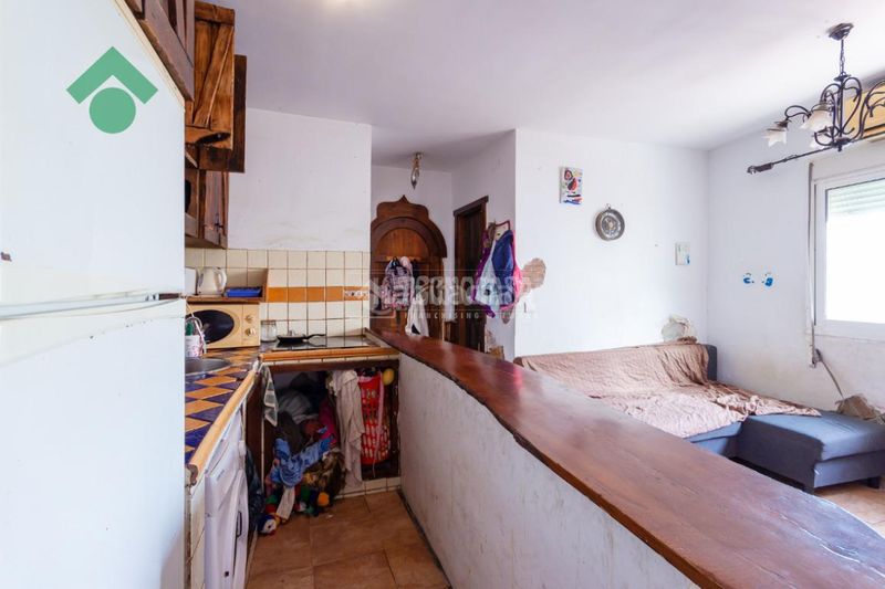 Foto f19c7598-aac3-489e-bb54-bacc20fd6544. Piso  en venta en Centro Nerja