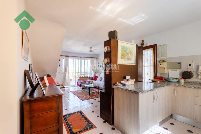 Foto 530c1a9d-0a38-428e-b1e2-9e1d804a19d8. Casa  en venta en Burriana Nerja
