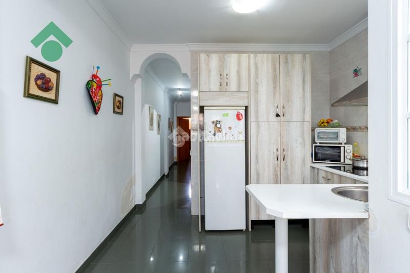 Foto c2804b2c-31d9-4cda-9c29-15dd7f57606d. Casa aparellada amb calefacció a Centro Nerja