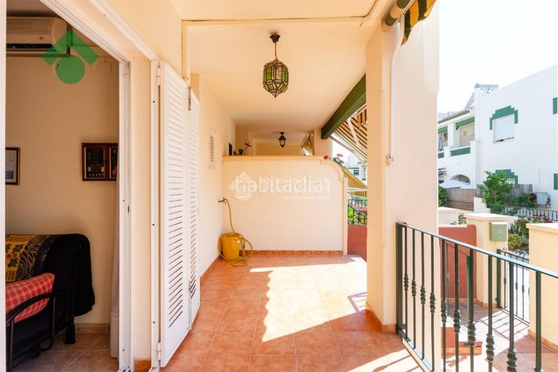Foto 5fbd4fdb-1c5d-4fe1-b4f9-189ddbef59da. Casa aparellada a Chaparil - Torrecilla - Punta Lara Nerja