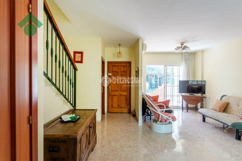 Foto 7135a531-92e5-41d0-b780-10b5931df113. Casa aparellada a Chaparil - Torrecilla - Punta Lara Nerja
