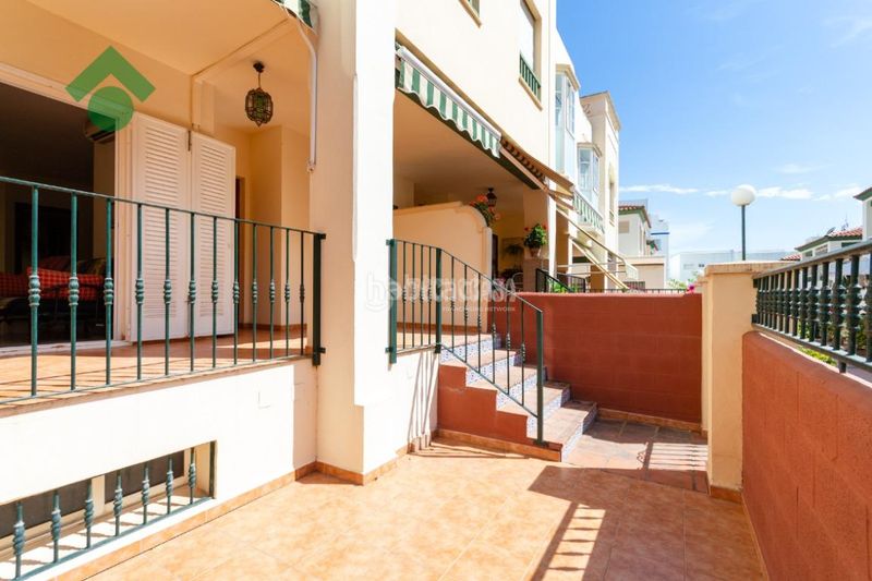 Foto 930b07c3-74cb-4c4c-b9d5-418a728c8a2f. Casa aparellada a Chaparil - Torrecilla - Punta Lara Nerja