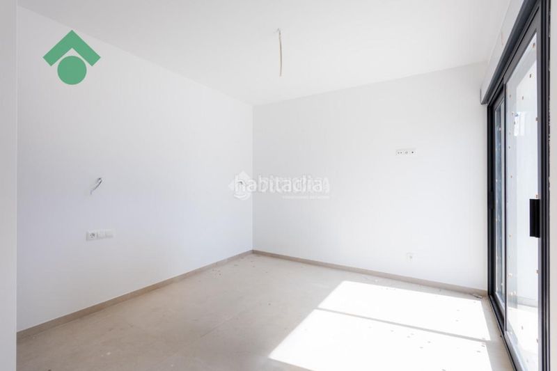 Foto 44da8a34-ee71-4b9d-8d29-0d1494538d76. Casa aparellada a Capistrano Nerja