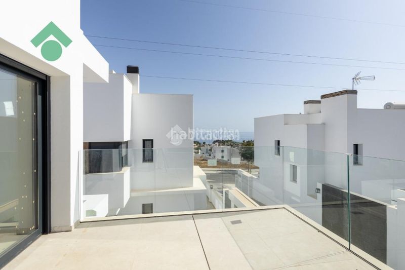 Foto 7396ad1c-693b-4663-8300-5b7c17d4394a. Casa aparellada a Capistrano Nerja