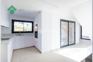 Casa bifamiliare in Capistrano. Casa en venta en nerja