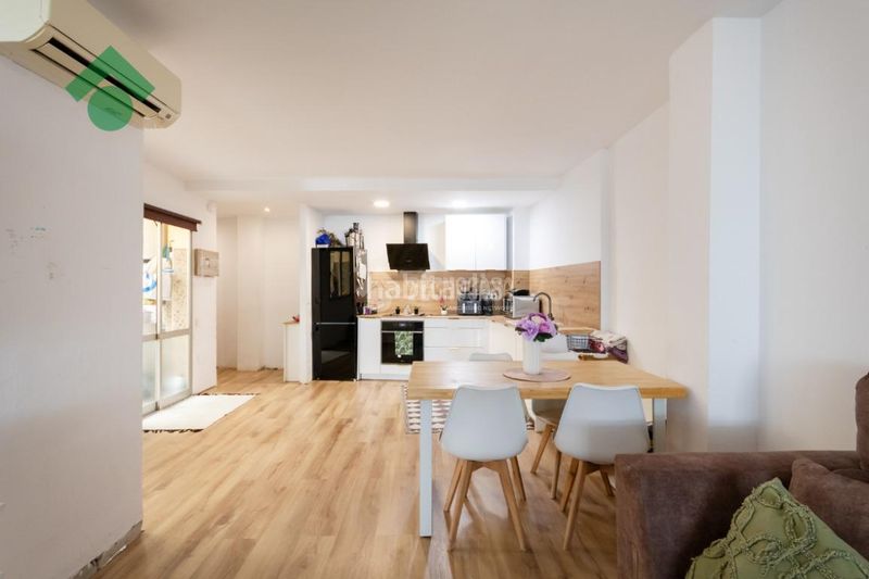 Foto 1d32f6bb-61d4-4a68-86ed-14312b96e758. Piso  en venta en Centro Nerja
