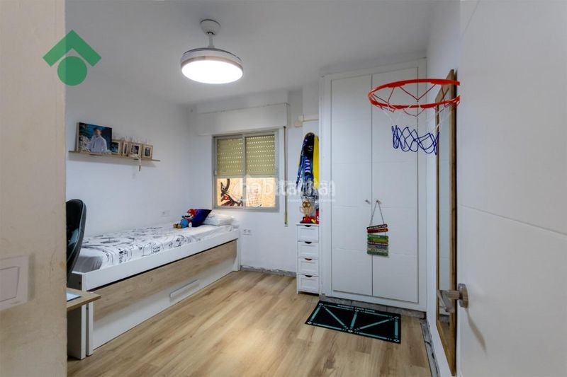 Foto 3d3ddfe4-e234-452a-a5db-c1993c0cd497. Piso  en venta en Centro Nerja