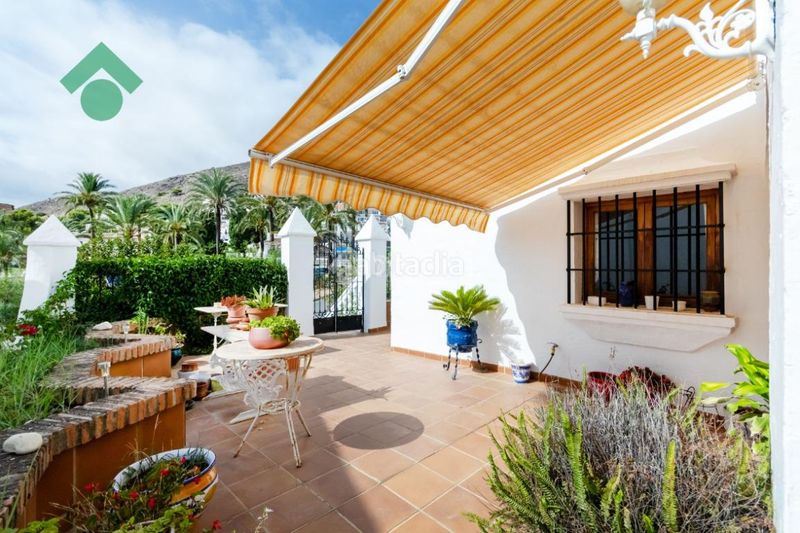 Foto 4198d0fd-a4ec-44d4-b6eb-fc43cf5f48fb. Casa aparellada a Capistrano Nerja