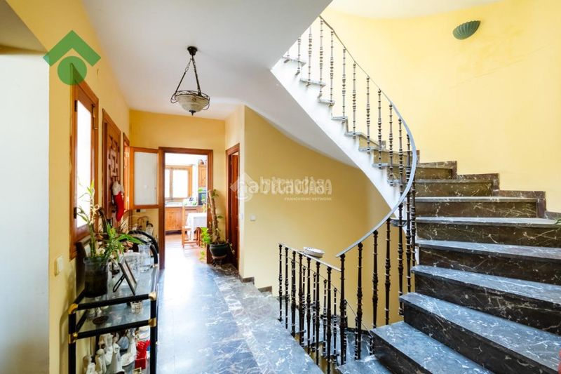 Foto e7e9b462-4371-41c9-ab8a-1af1e5bb9056. Casa aparellada a Capistrano Nerja