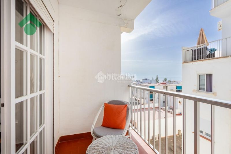 Foto 48e540e8-d0ed-450f-9bcd-fe3fa6ac678a. Pis a Centro Nerja
